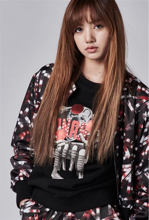 lisa blackpink 2016